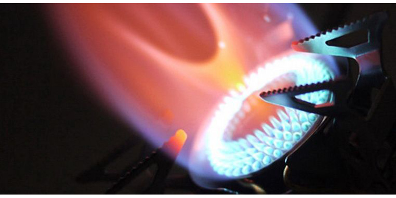 Tìm hiểu nguyên nhân và cách khắc phục bếp gas bị lửa đỏ